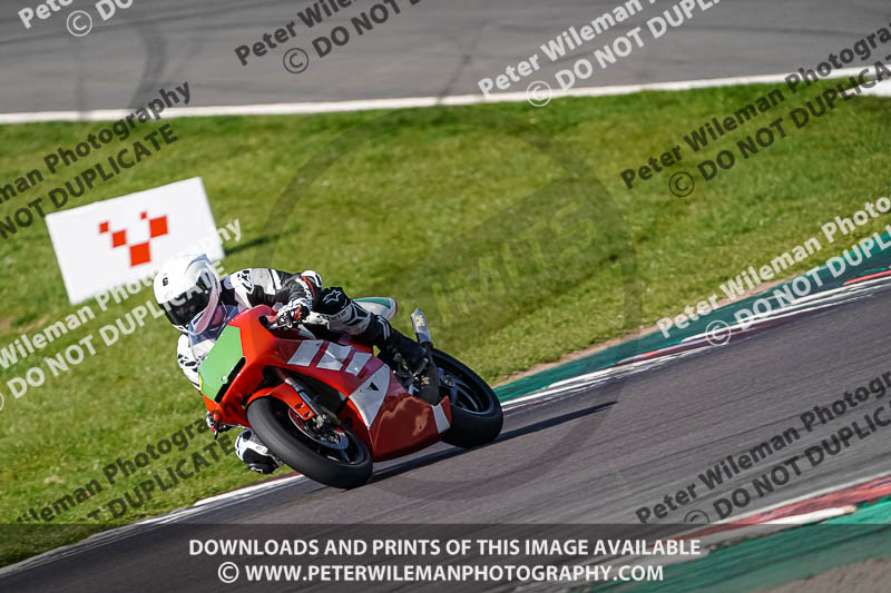 donington no limits trackday;donington park photographs;donington trackday photographs;no limits trackdays;peter wileman photography;trackday digital images;trackday photos